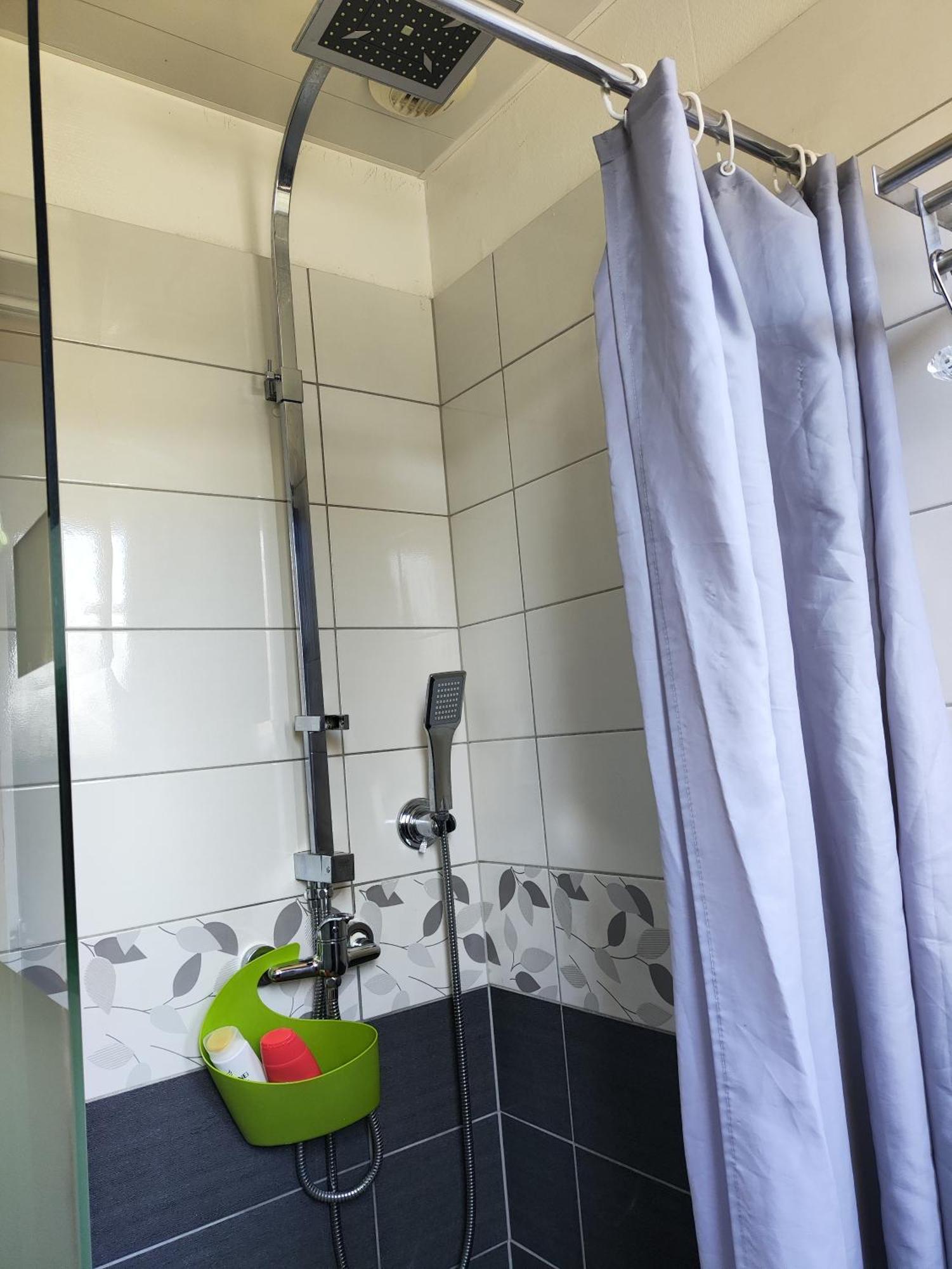 Colmar "Room" Chambre Privee Chez L'Habitant,Parking Voiture Devant La Maison,Garage Moto Et Velo,Petit Dejeuner מראה חיצוני תמונה