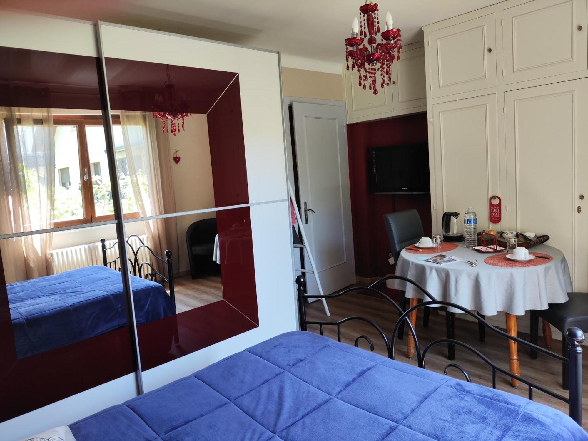 Colmar "Room" Chambre Privee Chez L'Habitant,Parking Voiture Devant La Maison,Garage Moto Et Velo,Petit Dejeuner מראה חיצוני תמונה